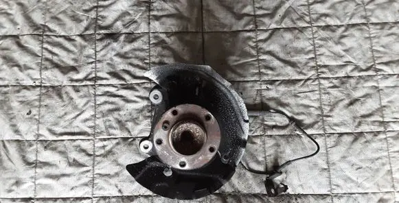 BMW 1 E81 E87 Front wheel hub spindle knuckle 6764444