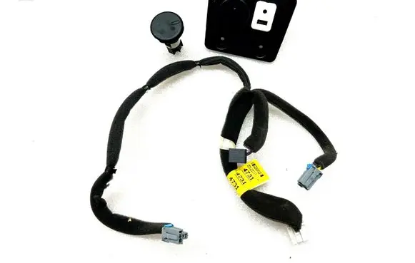 Opel Antara USB socket connector 20870101 20998509