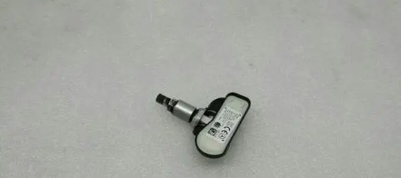 Mercedes-Benz E W212 Tire pressure sensor A0009050030