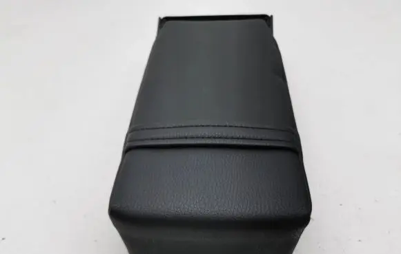 Opel Antara Rear seat armrest 