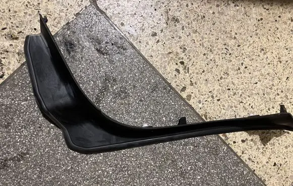 BMW 5 G30 G31 Other trunk/boot trim element 7400596