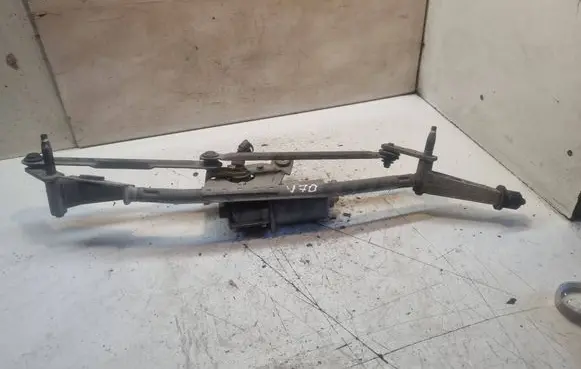 Volvo V70 Front wiper linkage and motor 404606 9171901