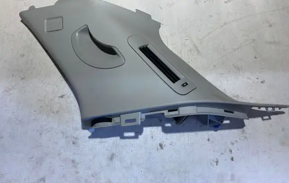 Land Rover Discovery Sport (C) pillar trim FK72519A96AF8LBM