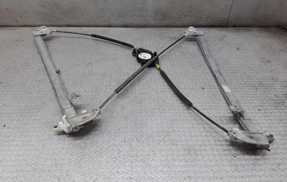Front window lifting mechanism without motor