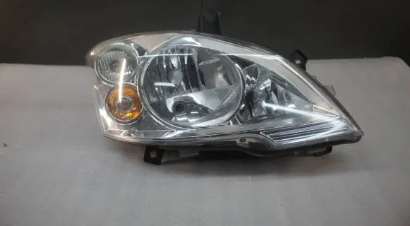 Mercedes-Benz Vito Viano W639 Headlight/headlamp A6398201961 1EG1676 1EG00962702