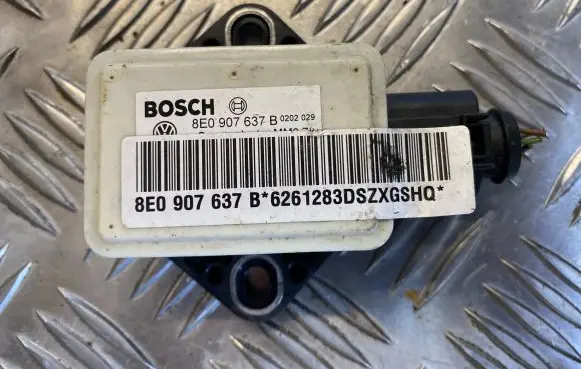 Audi A4 S4 B7 8E 8H ESP acceleration yaw rate sensor 8E0907637B