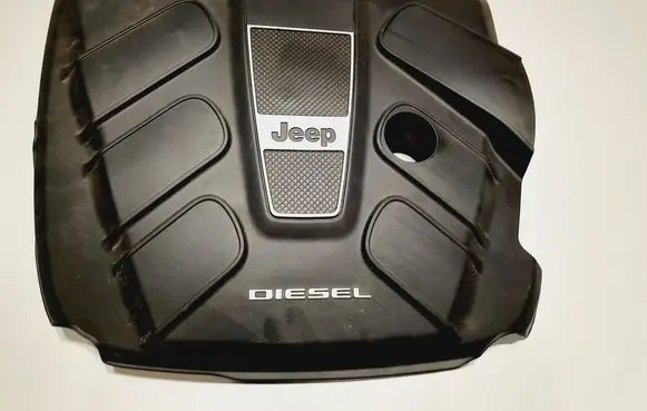Jeep Grand Cherokee Engine cover (trim)
