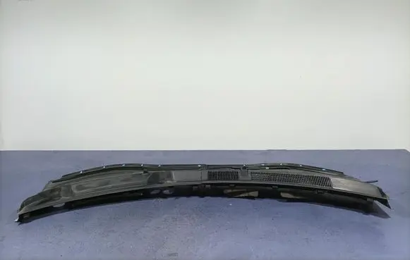 Mazda 3 III Wiper trim BJS7-507P1