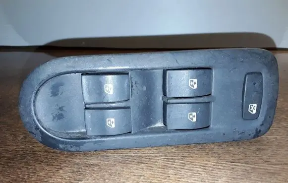 Renault Scenic I Electric window control switch NOCODE