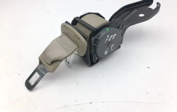 Mazda CX-7 Middle seatbelt (rear) C71164