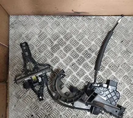 Jaguar XF X250 Rear door lock 8X2A26412AB