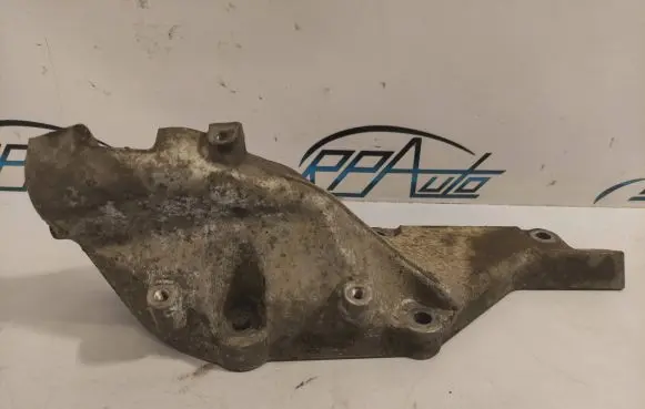 Mercedes-Benz GL X166 Engine mounting bracket A2782236704 ENAC46000