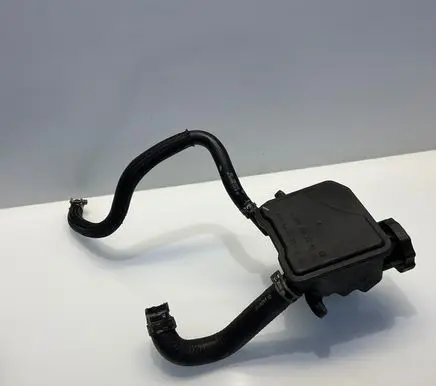 Mercedes-Benz E W211 Power steering fluid tank/reservoir A0004602283 0004602283