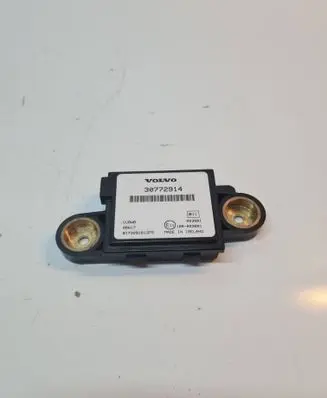 Volvo V70 Alarm control unit/module 30772914 10R023601 817329101375