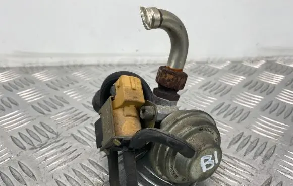 Mercedes-Benz S W220 EGR valve A1121400060