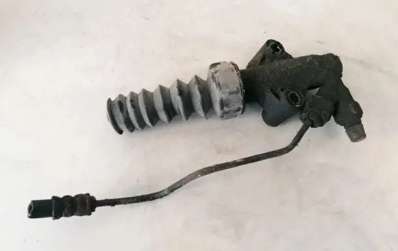 Renault Scenic I Clutch master cylinder pa66gf35 pa66-gf35