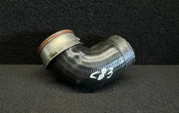 Audi A6 S6 C5 4B Intercooler hose/pipe 3V0145834P