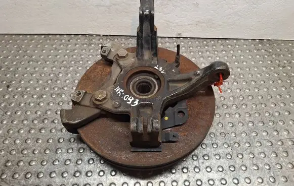 Renault Clio IV Front wheel hub spindle knuckle S25056093 400145894R