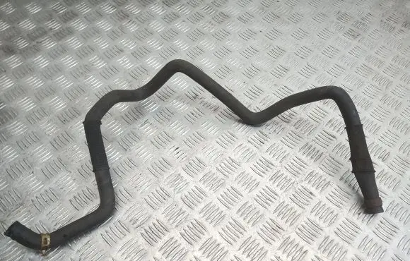 Nissan Qashqai+2 Engine coolant pipe/hose