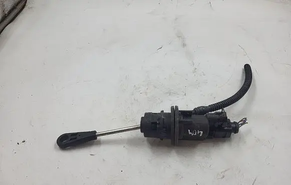 Audi A4 S4 B8 8K Clutch slave cylinder 8K2721401A