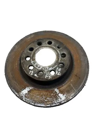 Skoda Octavia Mk2 (1Z) Front brake disc