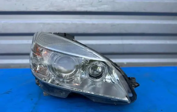 Headlight/headlamp