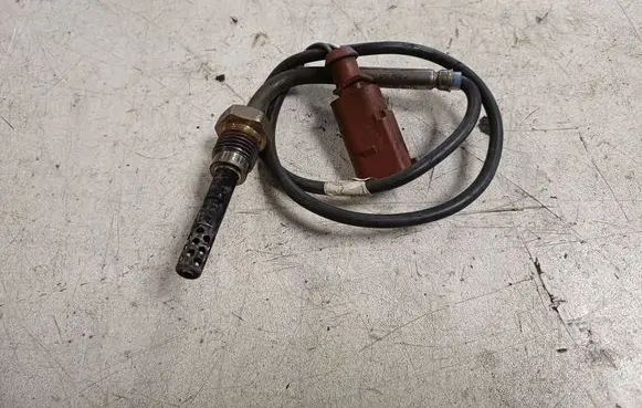 Audi A3 S3 8P Exhaust gas temperature sensor 03G906088K