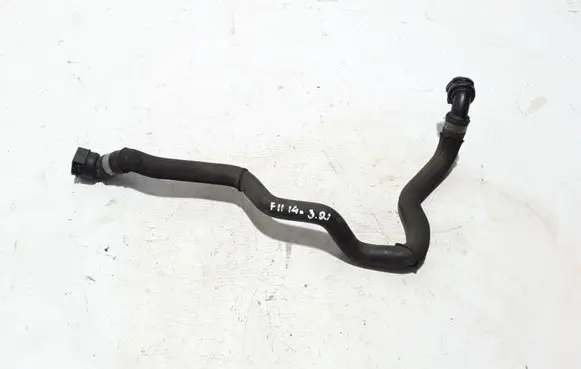 BMW 5 F10 F11 Engine coolant pipe/hose 8511747