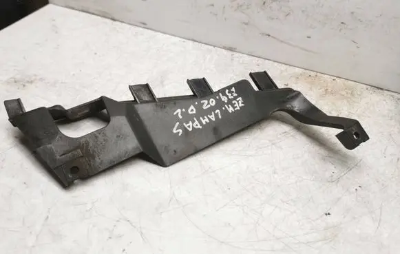 BMW 5 E39 Headlight/headlamp mounting bracket 15372400
