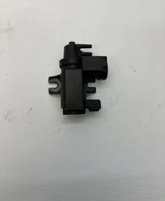 BMW 5 F10 F11 Turbo solenoid valve 7649407 70088718