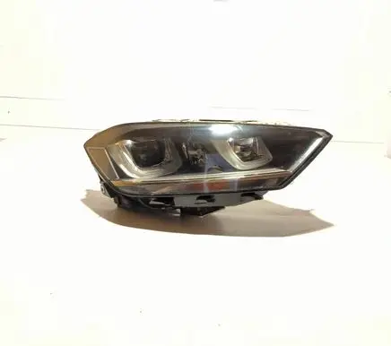 Volkswagen Golf Sportsvan Headlight/headlamp 517941752B