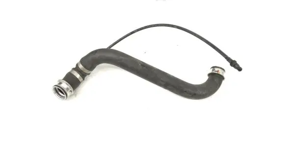 Mercedes-Benz CLS C219 Engine coolant pipe/hose A2115014782