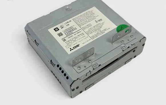 Chevrolet Suburban CD/DVD changer 23395933 22949841 23109855