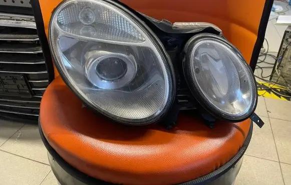 Mercedes-Benz E W211 Headlight/headlamp