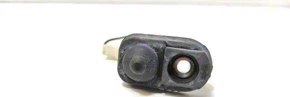 Suzuki SX4 Front door sensor 