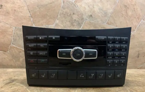 Mercedes-Benz CLS C218 X218 Radio/CD/DVD/GPS head unit A2129012704