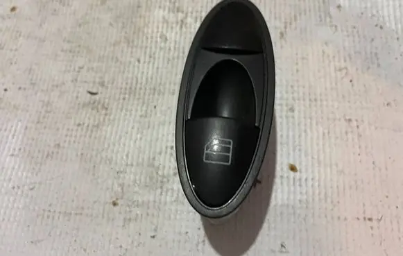 Mercedes-Benz E W211 Electric window control switch a2118203210 2118203210