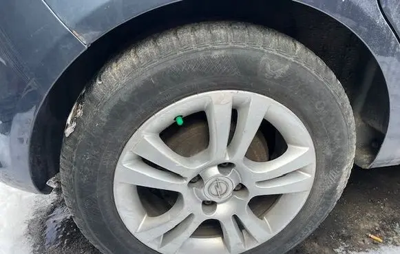 Opel Corsa D R12 alloy rim 