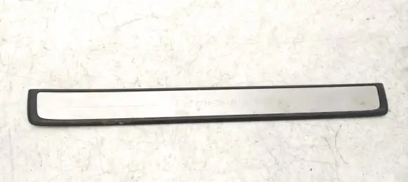 Volvo XC40 Front sill trim cover 31484196