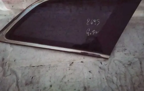 Mazda CX-7 Rear side window