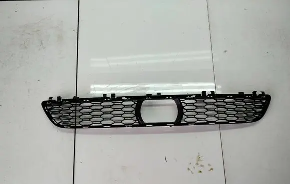 BMW 5 G30 G31 G38 Front bumper lower grill 51118064931