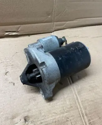 Renault Twingo I Starter motor 864608 375399 221385