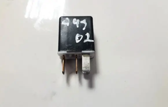 Mazda 3 I Other relay B115 4G06