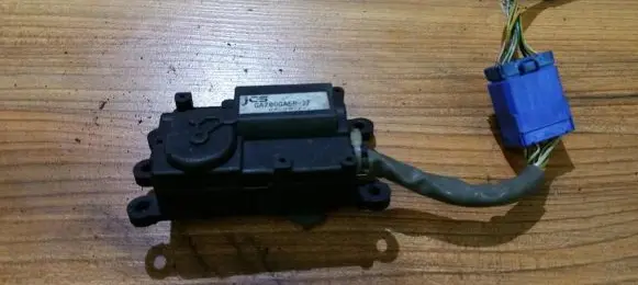 Mazda Xedos 6 Air flap motor/actuator ga700ga5r