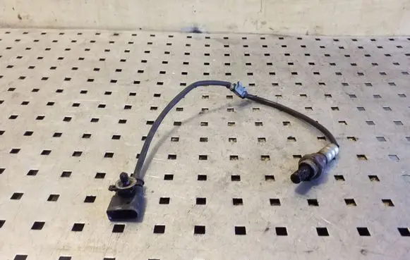 Volkswagen Polo V 6R Lambda probe sensor 03C906262C