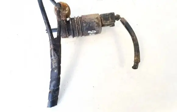 Skoda Fabia Mk1 (6Y) Windscreen/windshield washer pump