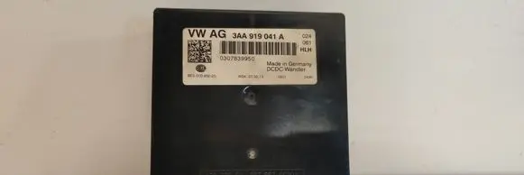 Volkswagen Tiguan Voltage converter/converter module 3AA919041A