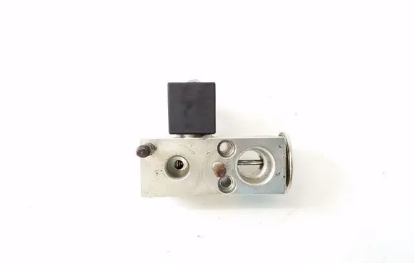 Opel Corsa F Air conditioning (A/C) expansion valve 