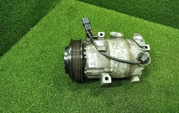 KIA Ceed Air conditioning (A/C) compressor (pump) 97701M6300