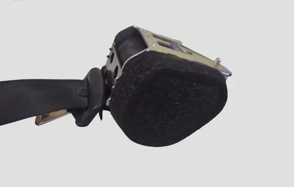 Citroen C5 Rear seatbelt 33017492B